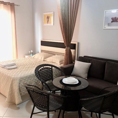 Apartamenti: Silk, Shëngjin Exteriör bild