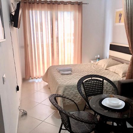 Apartamenti: Silk, Shëngjin Exteriör bild