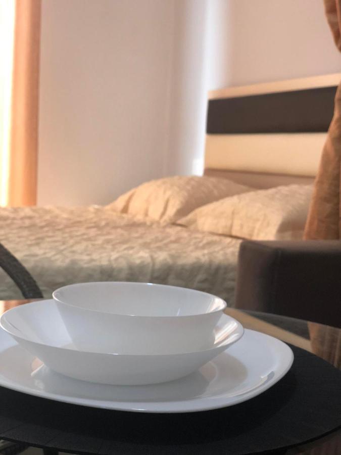 Apartamenti: Silk, Shëngjin Exteriör bild