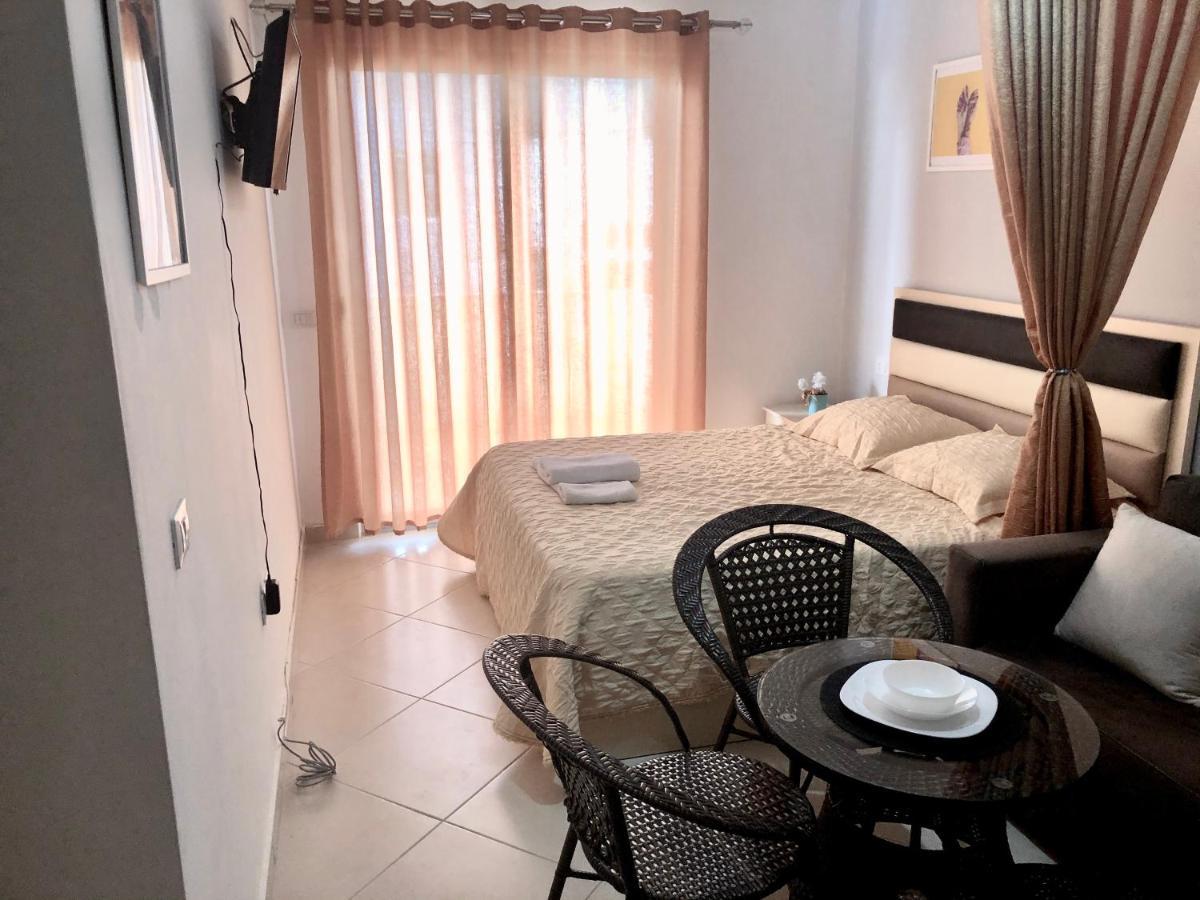 Apartamenti: Silk, Shëngjin Exteriör bild